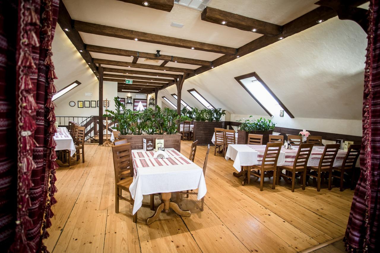 Stary Lwow Bed & Breakfast Korczyna  Eksteriør bilde
