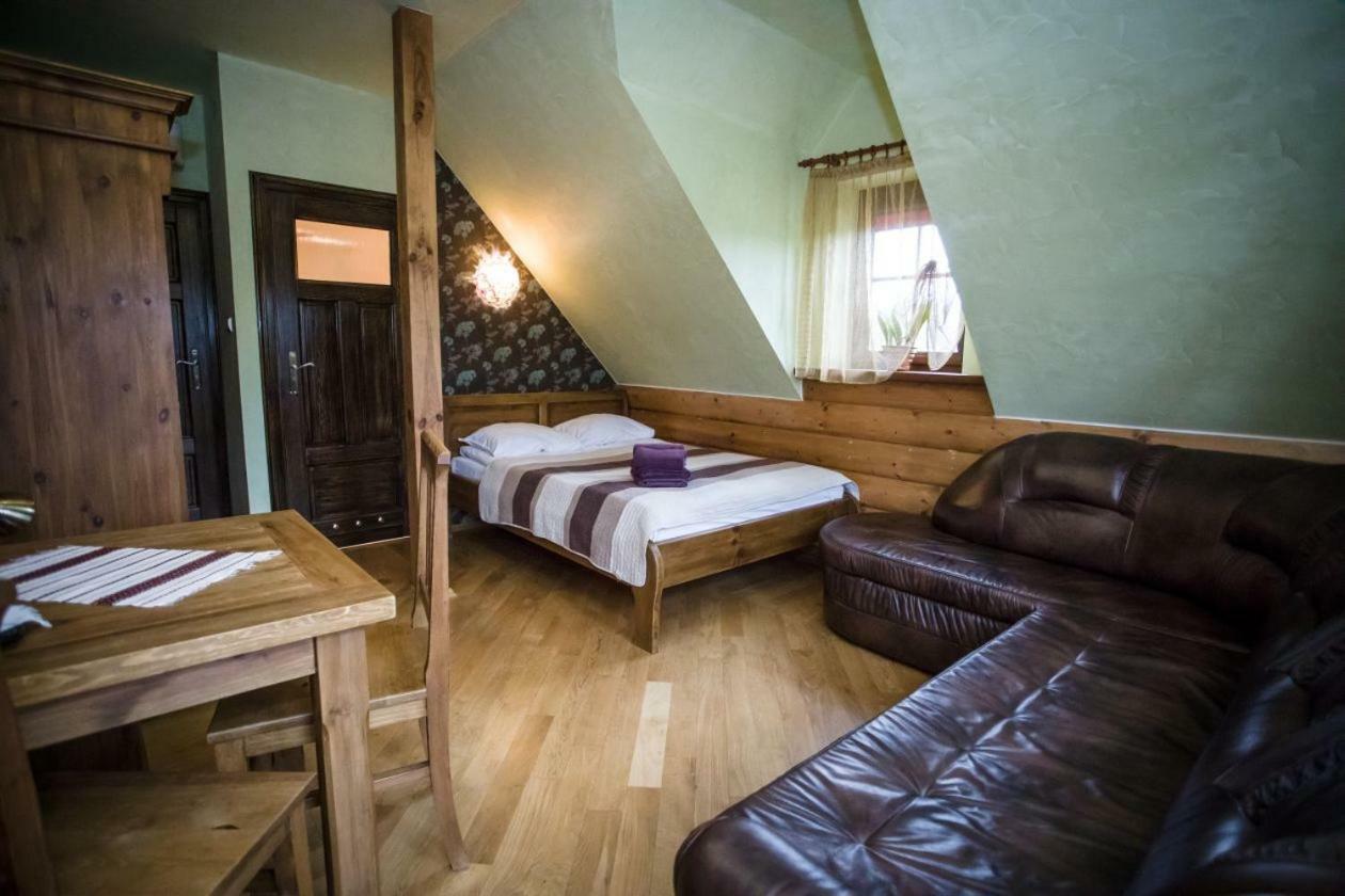 Stary Lwow Bed & Breakfast Korczyna  Eksteriør bilde